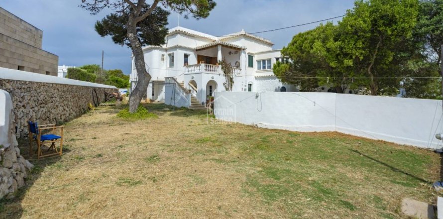 Huoneisto Ciutadella De Menorca, Menorca, Espanja 6 makuuhuonetta, 205 m2 No. 191915