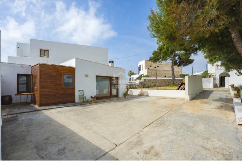 Huoneisto myytävänä Ciutadella De Menorca, Menorca, Espanja, 6 makuuhuonetta, 205 m2 No. 191915 - kuva 13