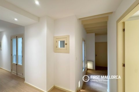 Apartamento en venta en Palma de Mallorca, Mallorca, España 2 dormitorios, 125 m2 No. 181294 - foto 11