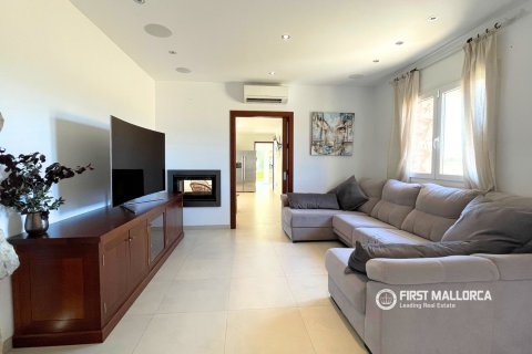Finca vuokrattavana Binissalem, Mallorca, Espanja, 3 makuuhuonetta, 427 m2 No. 181292 - kuva 9