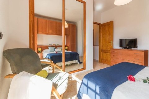 Kaupunkipientalo myytävänä Playa Flamenca II, Alicante, Espanja, 3 makuuhuonetta, 99 m2 No. 139367 - kuva 16