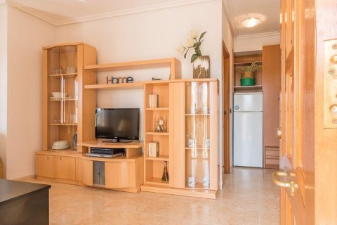 Kaupunkipientalo myytävänä Playa Flamenca II, Alicante, Espanja, 3 makuuhuonetta, 99 m2 No. 139367 - kuva 11