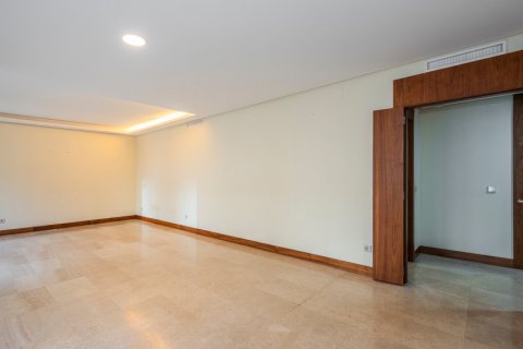 Wohnung zum Verkauf Madrid, Spanien 4 Schlafzimmer, 140.09 m2 Nr. 108357 - Foto 5