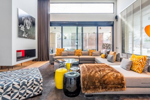 Huvila myytävänä Alcobendas, Madrid, Espanja, 7 makuuhuonetta, 700 m2 No. 108359 - kuva 17