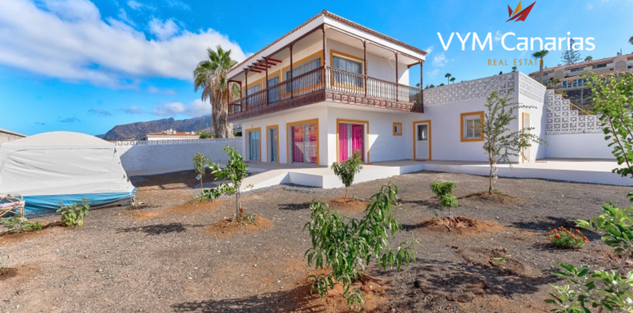 Villa Puerto de Santiago, Tenerife, Spain 5 bedrooms, 160 sq.m. No. 108360