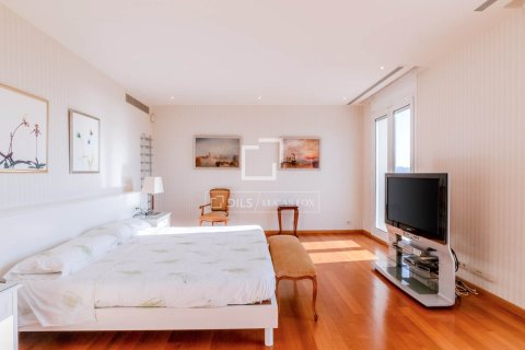 Villa for sale in Sitges, Barcelona, Spain 5 bedrooms, 910 sq.m. No. 150487 - photo 24