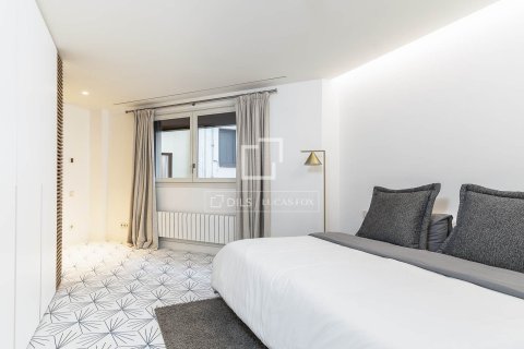 Apartment à vendre à Barcelona, Espagne, 2 chambres, 146 m2 No. 150484 - photo 23