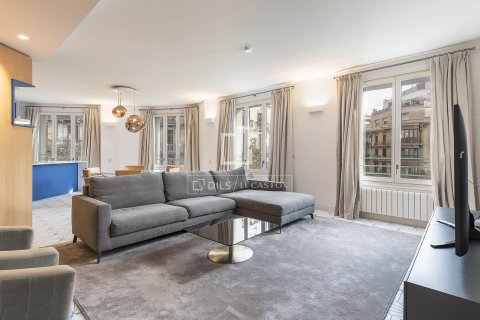 Apartment à Barcelona, Espagne 2 chambres, 146 m2 No. 150484