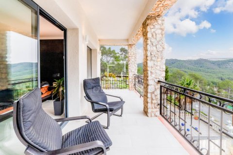 Villa en venta en Sitges, Barcelona, España 4 dormitorios, 169 m2 No. 150488 - foto 16