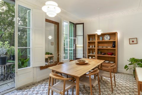 Apartment à vendre à Barcelona, Espagne, 2 chambres, 114 m2 No. 150483 - photo 3