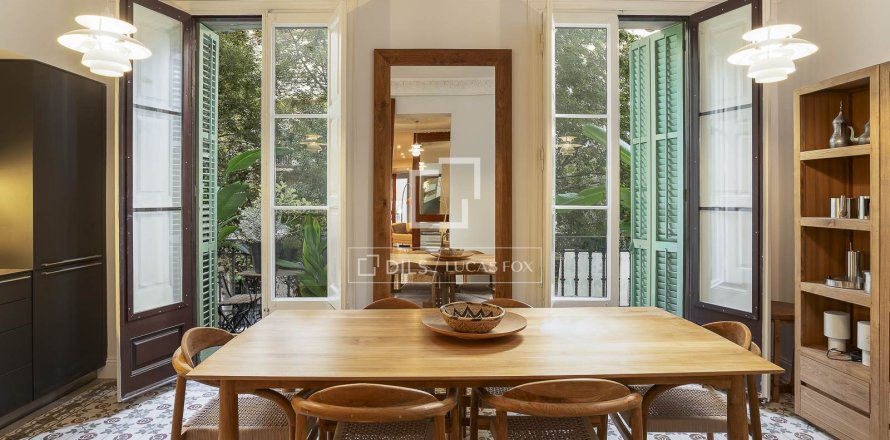 Apartment à Barcelona, Espagne 2 chambres, 114 m2 No. 150483