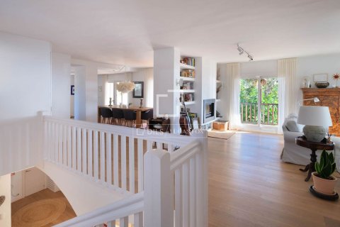 Villa for sale in Premia De Dalt, Barcelona, Spain 6 bedrooms, 593 sq.m. No. 150482 - photo 9