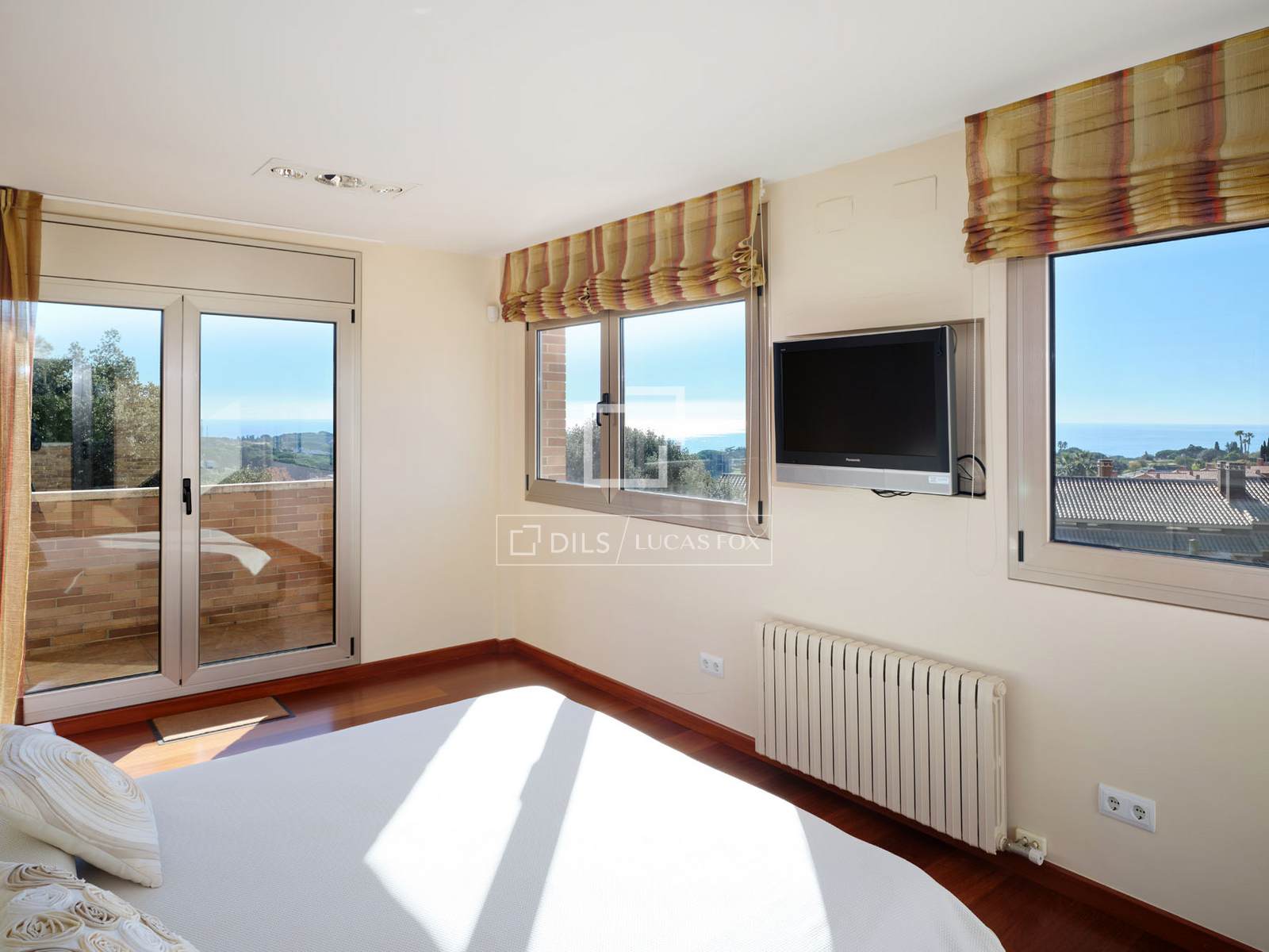 Villa in Sant Vicenc De Montalt, Barcelona, Spanien 5 Schlafzimmer, 604 m2 Nr. 150485