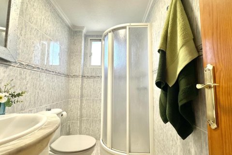 Apartment for sale in Torrevieja, Alicante, Spain 1 bedroom, 34 sq.m. No. 184327 - photo 5