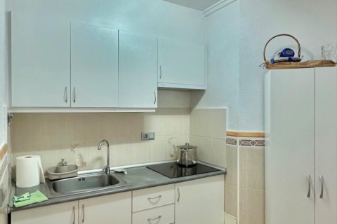 Apartamento en venta en Torrevieja, Alicante, España 2 dormitorios, 62 m2 No. 184329 - foto 12