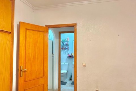 Apartamento en venta en Torrevieja, Alicante, España 2 dormitorios, 62 m2 No. 184329 - foto 18