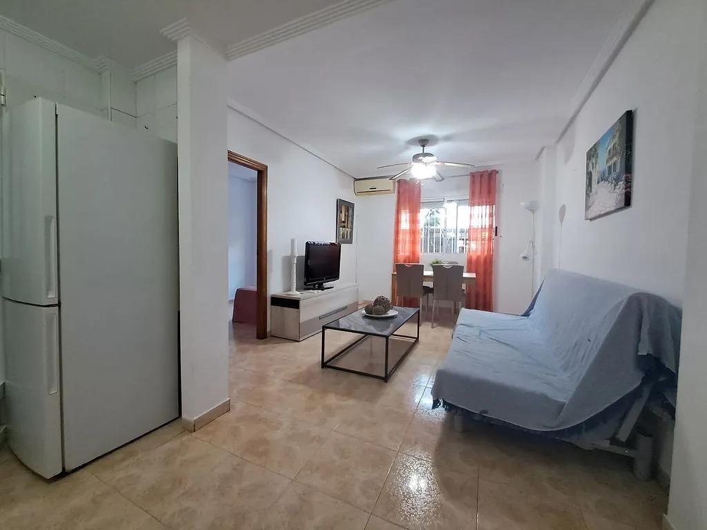 Apartment à Torrevieja, Alicante, Espagne 2 chambres, 65 m2 No. 184325