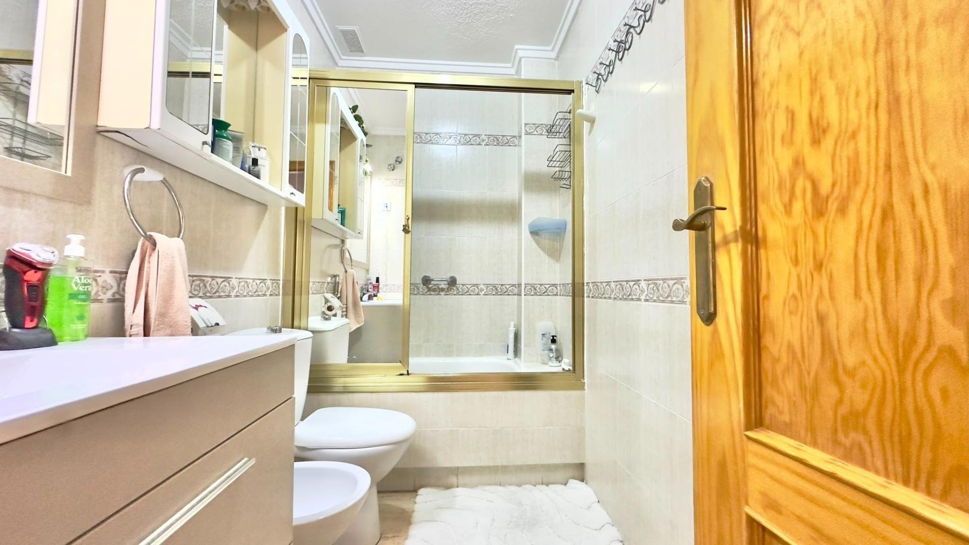 Apartment in Torrevieja, Alicante, Spain 1 bedroom, 51 sq.m. No. 184330