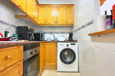 Apartamento en venta en Torrevieja, Alicante, España 1 dormitorio, 51 m2 No. 184330 - foto 12