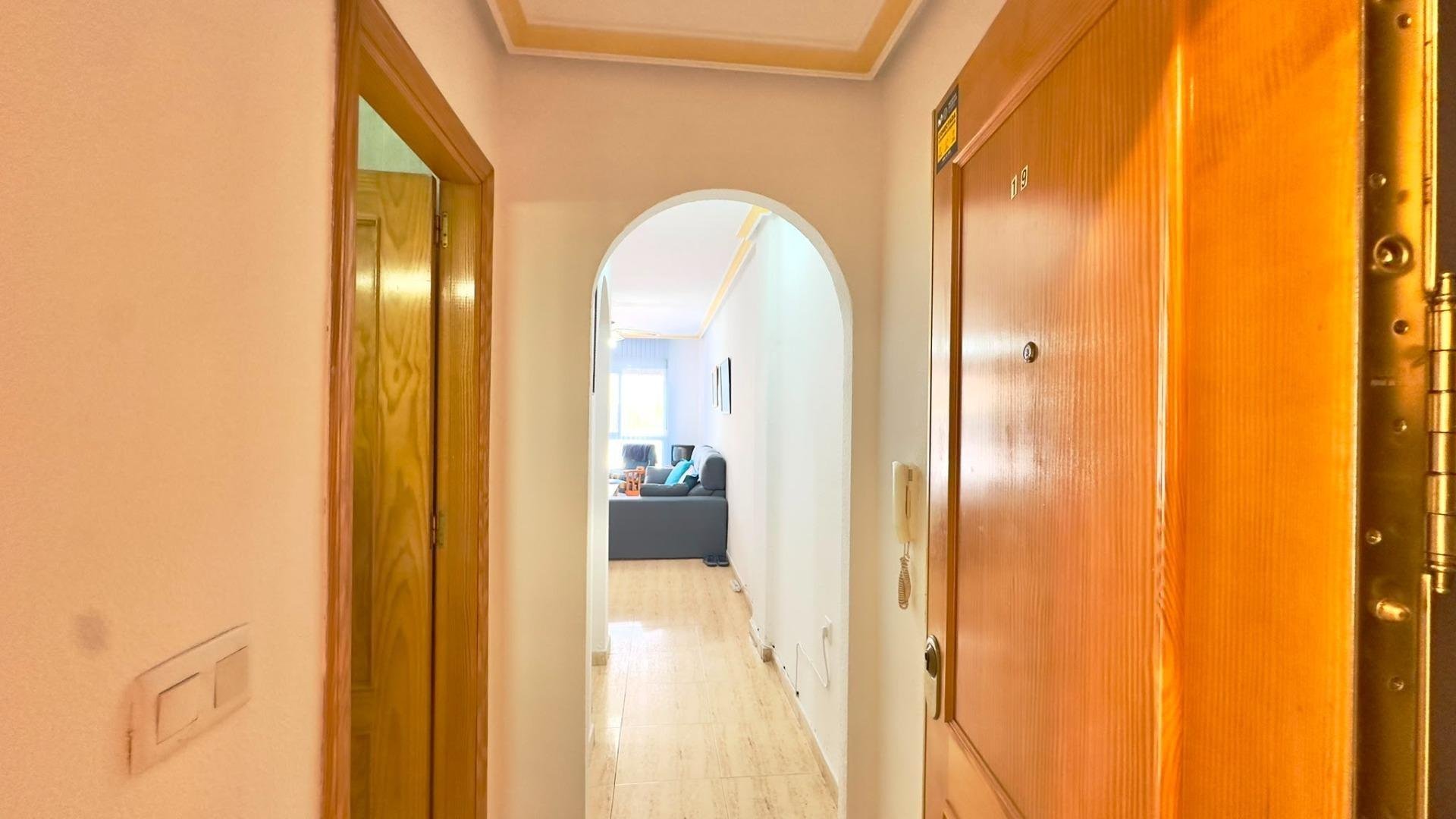 Apartment in Torrevieja, Alicante, Spain 1 bedroom, 51 sq.m. No. 184330