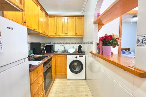 Apartamento en venta en Torrevieja, Alicante, España 1 dormitorio, 51 m2 No. 184330 - foto 8