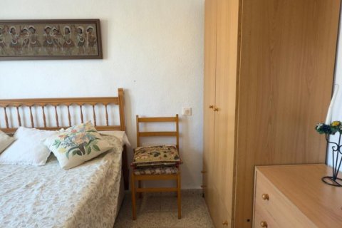 Bungalow for sale in Torrevieja, Alicante, Spain 2 bedrooms, 80 sq.m. No. 184328 - photo 4