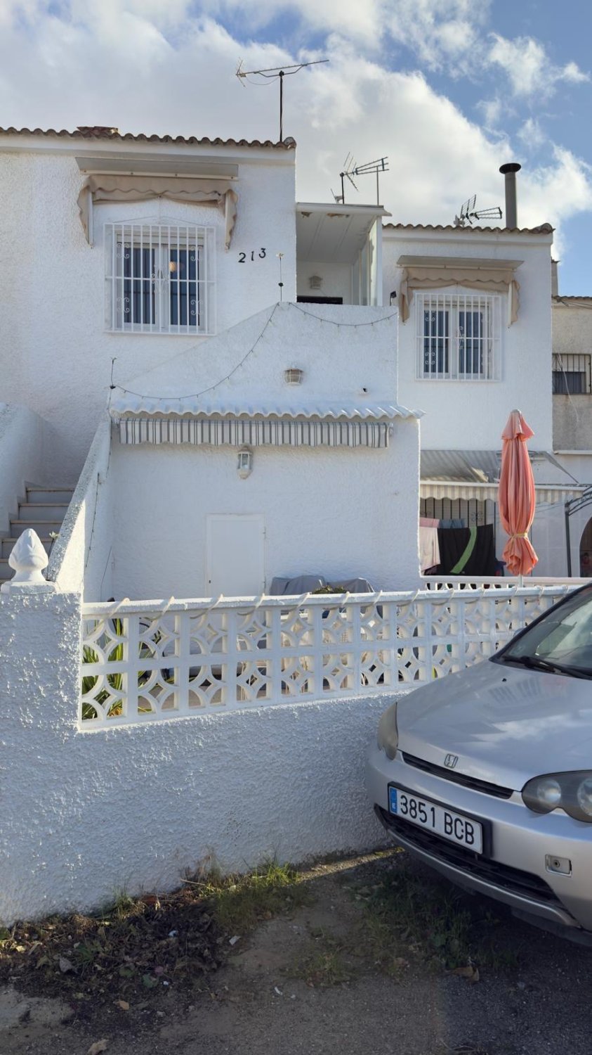 Bungalow i Torrevieja, Alicante, Spanien 2 sovrum, 80 kvm. Nr. 184328