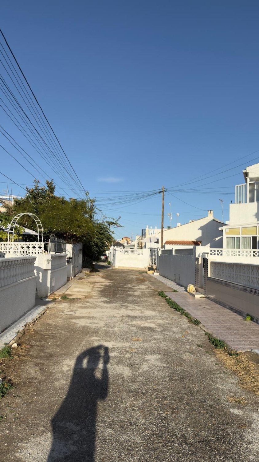 Bungalow i Torrevieja, Alicante, Spanien 2 sovrum, 80 kvm. Nr. 184328