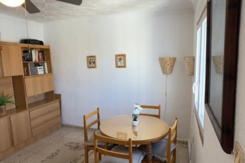 Bungalow for sale in Torrevieja, Alicante, Spain 2 bedrooms, 80 sq.m. No. 184328 - photo 12