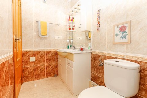 Apartamento en venta en Torrevieja, Alicante, España 1 dormitorio, 60 m2 No. 184324 - foto 13