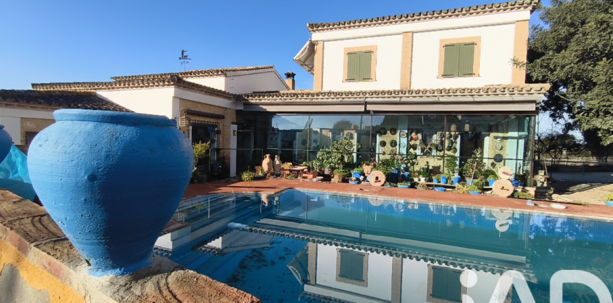 Дом в Педрера, Севилья, Испания 3 спальни, 500м2 №152355