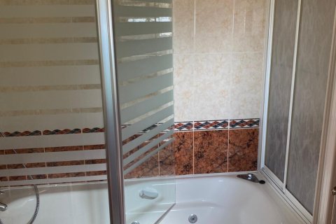 Продажа дома в Вальядолид, Испания 4 спальни, 233м2 №152352 - фото 14