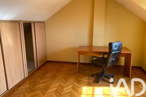 Продажа дома в Вальядолид, Испания 4 спальни, 233м2 №152352 - фото 3