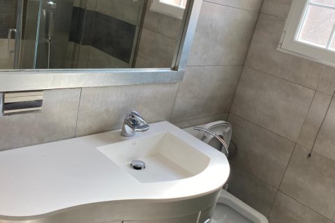 Продажа дома в Вальядолид, Испания 4 спальни, 233м2 №152352 - фото 11