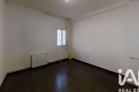 Lägenhet till salu i Barcelona, Spanien 4 sovrum, 110 kvm. Nr. 152350 - foto 17