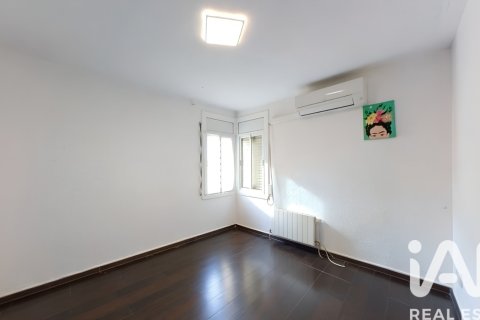 Lägenhet till salu i Barcelona, Spanien 4 sovrum, 110 kvm. Nr. 152350 - foto 15