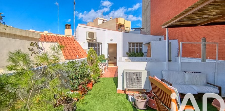 Radhus i San Vicente del Raspeig, Alicante, Spanien 4 sovrum, 196 kvm. Nr. 152351