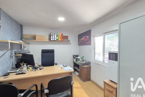 Продажа коммерческой недвижимости в Реус, Таррагона, Испания 299м2 №152354 - фото 8