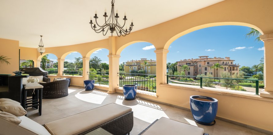Apartament w Portals Nous, Mallorca, Hiszpania 3 sypialnie, 284 mkw. nr 164558