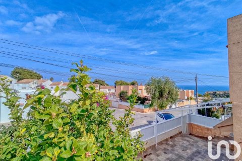 Huoneisto myytävänä Santa Pola, Alicante, Espanja, 3 makuuhuonetta, 68 m2 No. 153658 - kuva 8