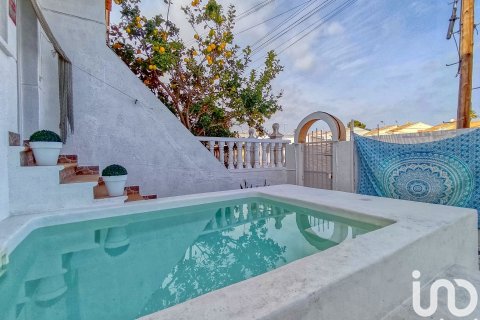 Huoneisto myytävänä Santa Pola, Alicante, Espanja, 3 makuuhuonetta, 68 m2 No. 153658 - kuva 2