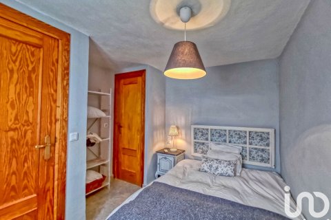 Huoneisto myytävänä Santa Pola, Alicante, Espanja, 3 makuuhuonetta, 68 m2 No. 153658 - kuva 18