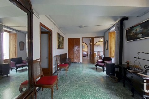 Продажа дома в Таррагона, Испания 9 спален, 381м2 №153653 - фото 15