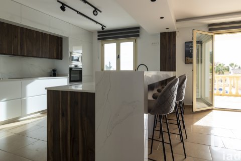 Продажа дома в Кальп, Аликанте, Испания 6 спален, 600м2 №153657 - фото 7