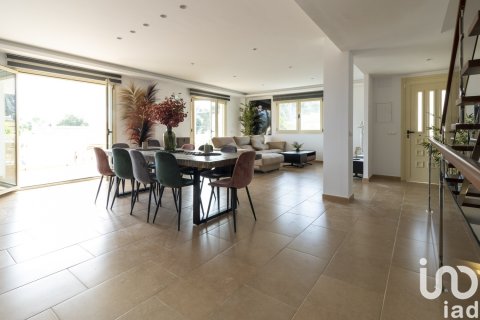 Продажа дома в Кальп, Аликанте, Испания 6 спален, 600м2 №153657 - фото 3