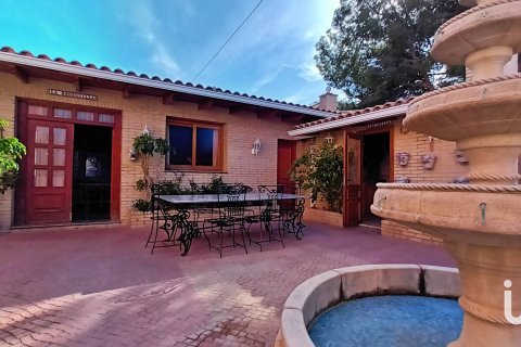 Продажа дома в Л'Альфас дель Пи, Аликанте, Испания 7 спален, 466м2 №153652 - фото 5