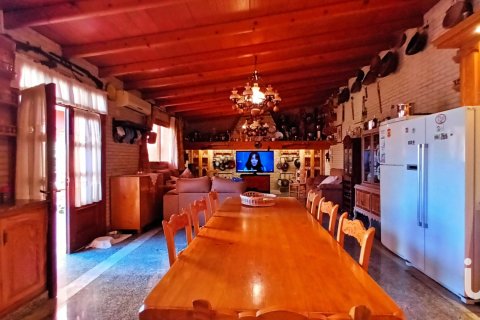 Продажа дома в Л'Альфас дель Пи, Аликанте, Испания 7 спален, 466м2 №153652 - фото 9