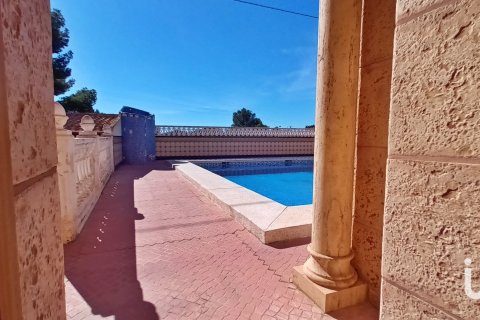 Продажа дома в Л'Альфас дель Пи, Аликанте, Испания 7 спален, 466м2 №153652 - фото 30