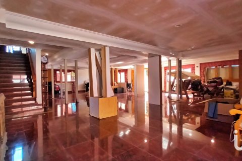 Продажа дома в Л'Альфас дель Пи, Аликанте, Испания 7 спален, 466м2 №153652 - фото 25