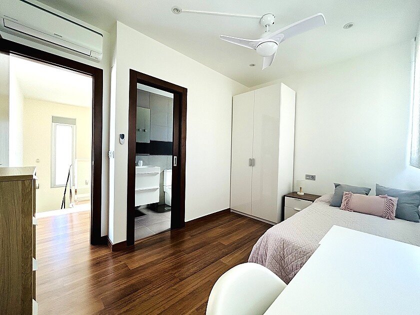 Villa à Mil Palmeras, Alicante, Espagne 3 chambres, 132 m2 No. 111284